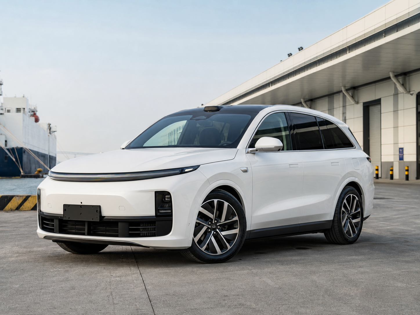 2022 Electric Crossover Long Range